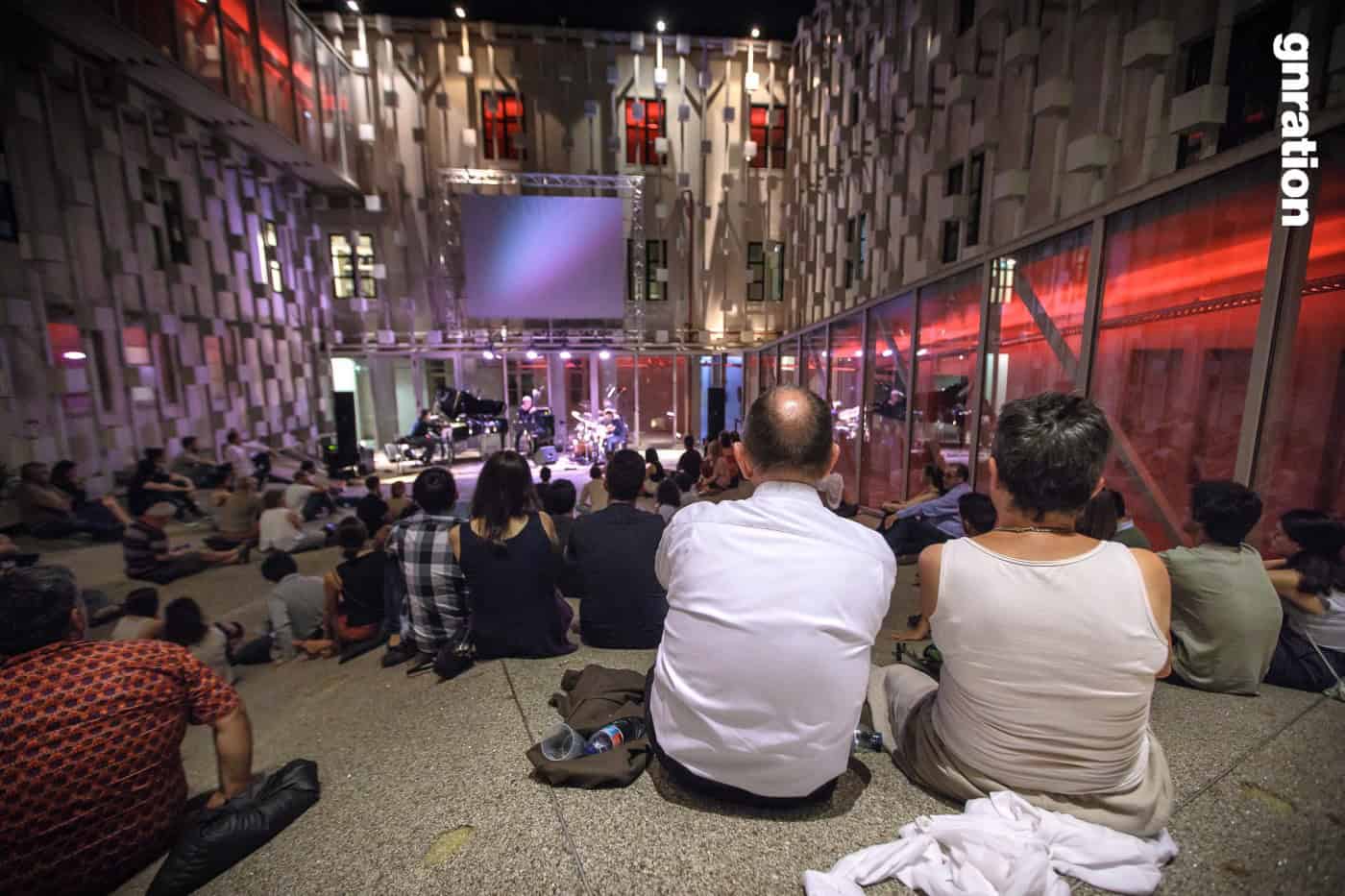 gnration com jazz, cinema ao ar livre e media art no reencontro com o público