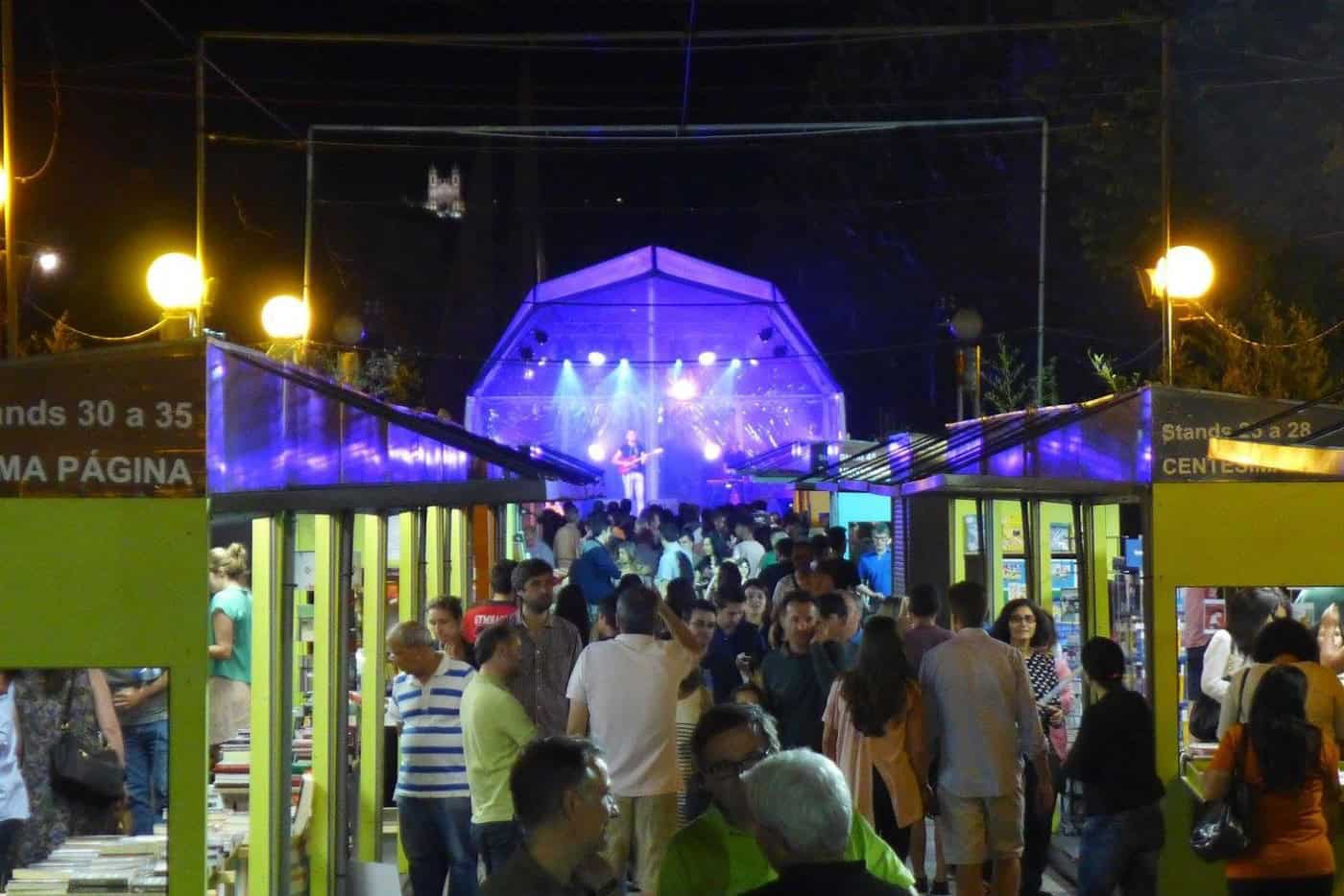 Livreiros e alfarrabistas de Braga isentos de taxas na Feira do Livro (digital)