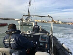 Embarcação com mais de 20 marroquinos intercetada no Algarve