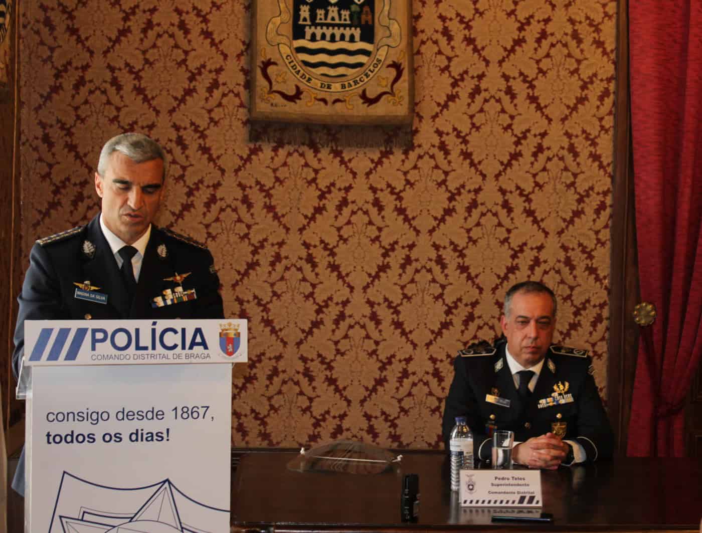 "Não irei permitir que qualquer crença ou ideologia determine a acção da polícia"