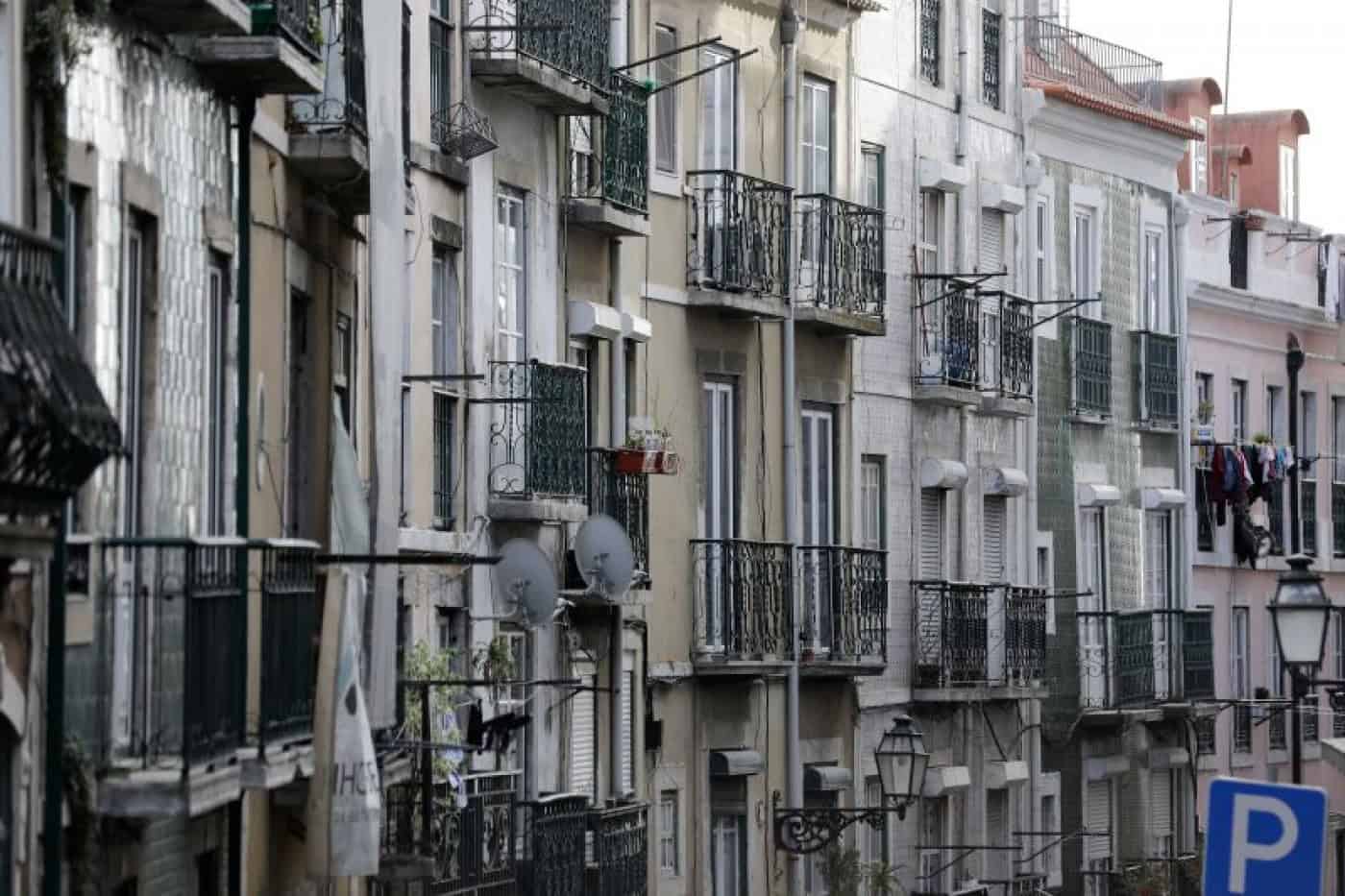 Venda de casas recupera 23% no primeiro mês de desconfinamento