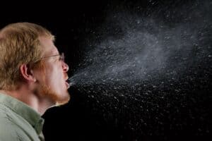 Cientistas alertam OMS que a Covid-19 pode transmitir-se pelo ar 