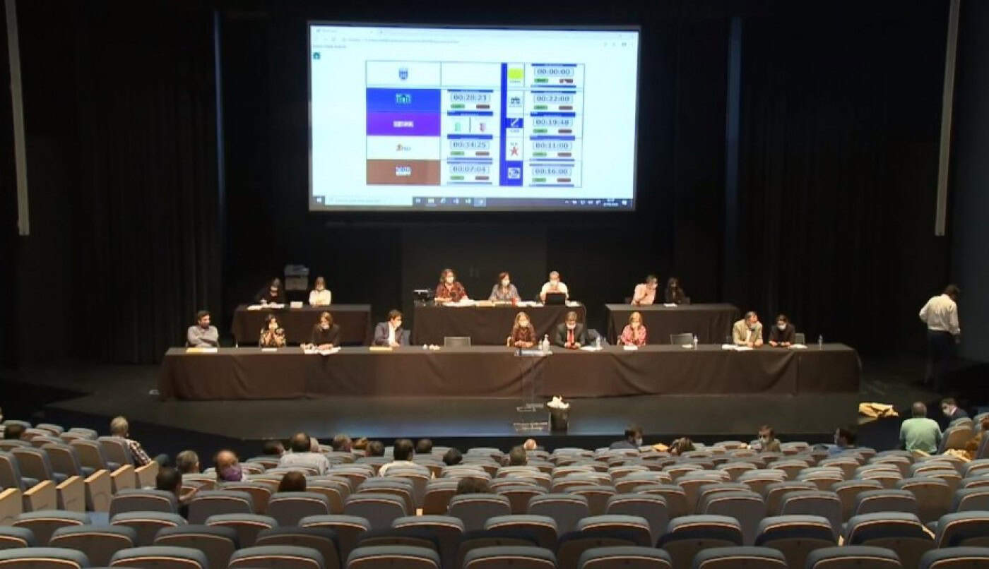 Comentadores do Praça do Município elogiam transmissão das Assembleias