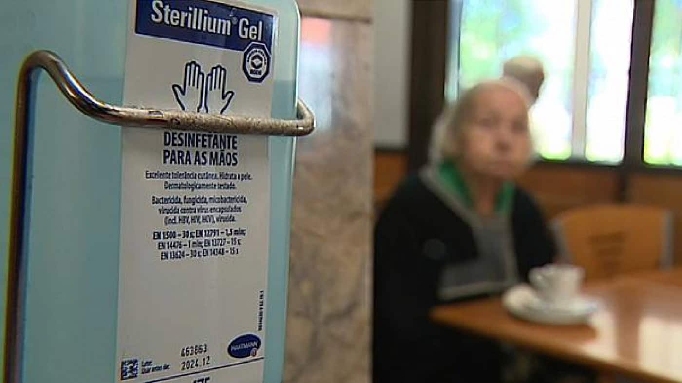 Portugal com mais 13 mortes e 418 novos casos de Covid-19