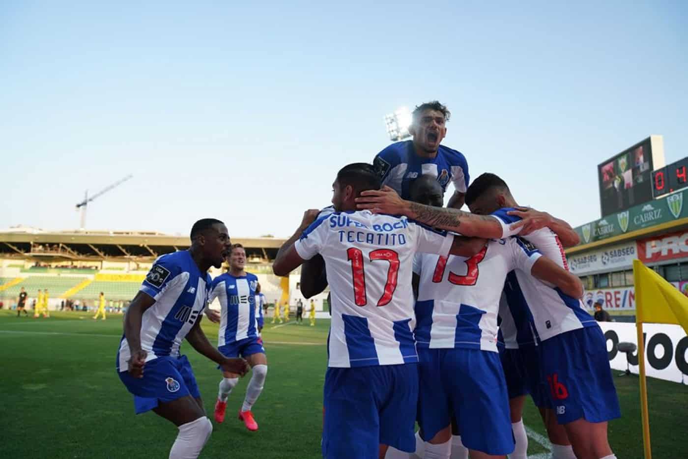 FC Porto vence Tondela e está mais perto do título