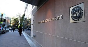 FMI diz que dívida pública mundial atingirá pico histórico em 2020