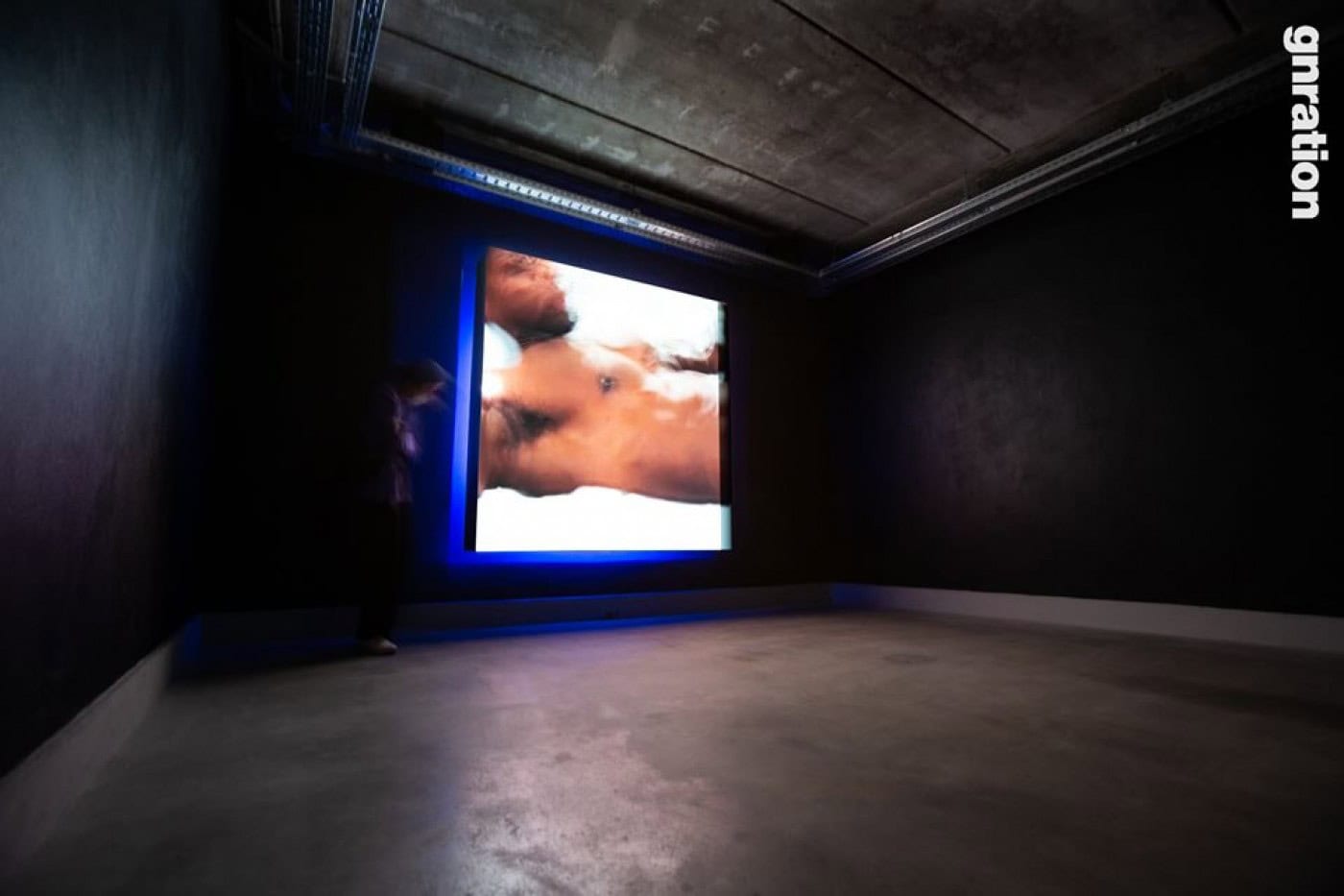 No gnration, Diogo Tudela explora voz e corpo através do erotismo