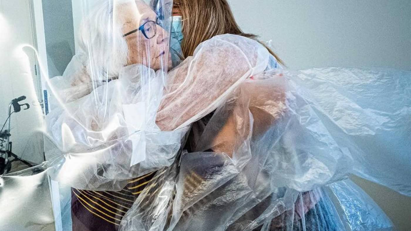 Portugal com mais 6 mortes e 233 novos casos