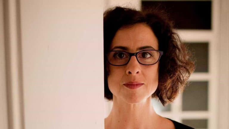 Alexandra Lucas Coelho vence Grande Prémio de Literatura de Viagens Maria Ondina Braga &nbsp;