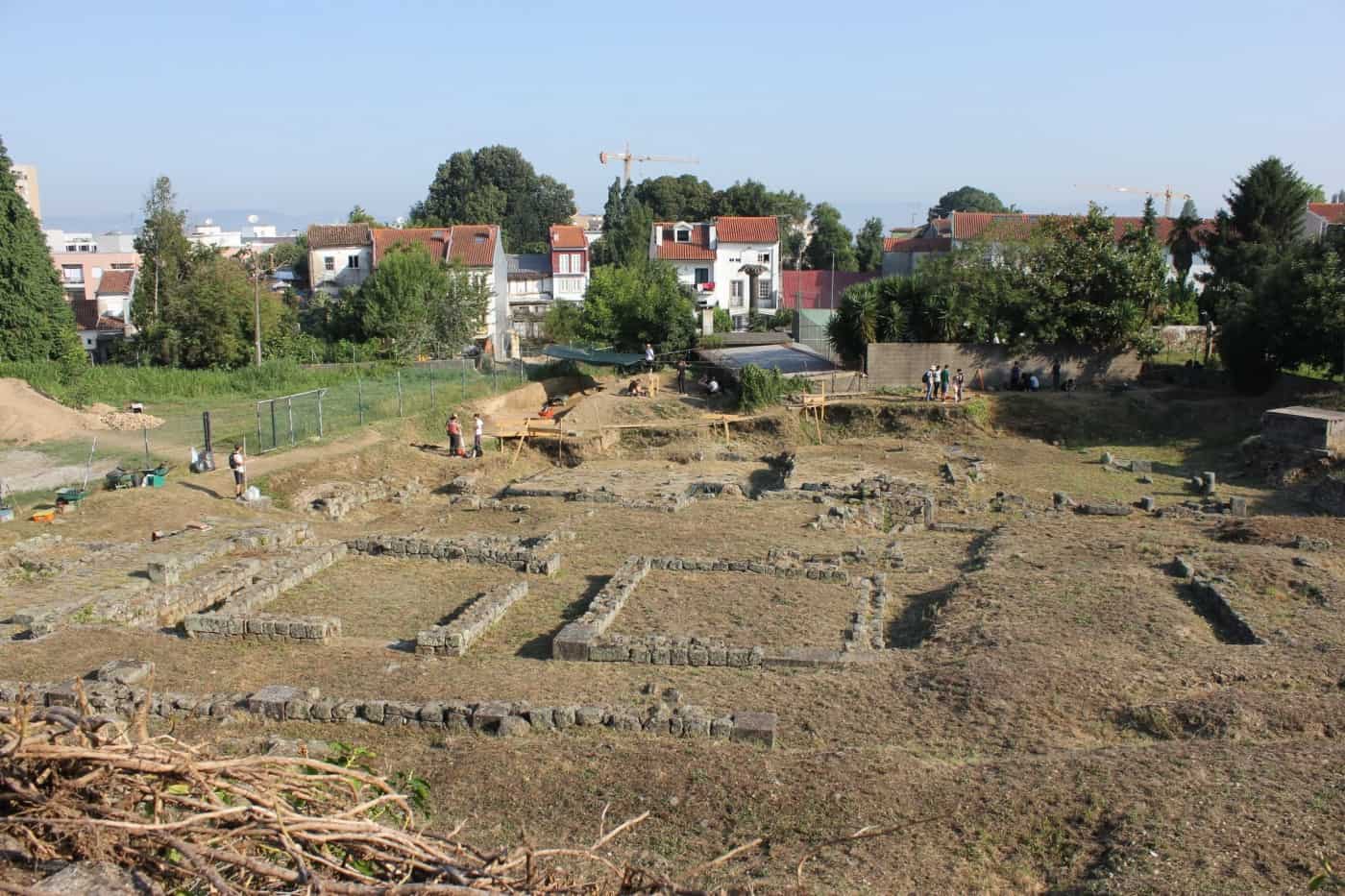 Ministro do Ensino Superior visita hoje Ínsula das Carvalheiras