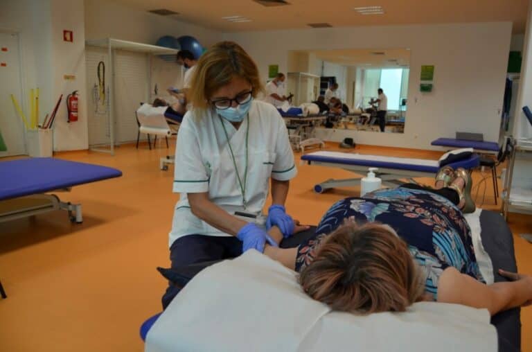 Equipa do Hospital de Braga ajuda na recuperação de doentes COVID-19