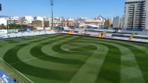 Luta pela manutenção disputa-se a três