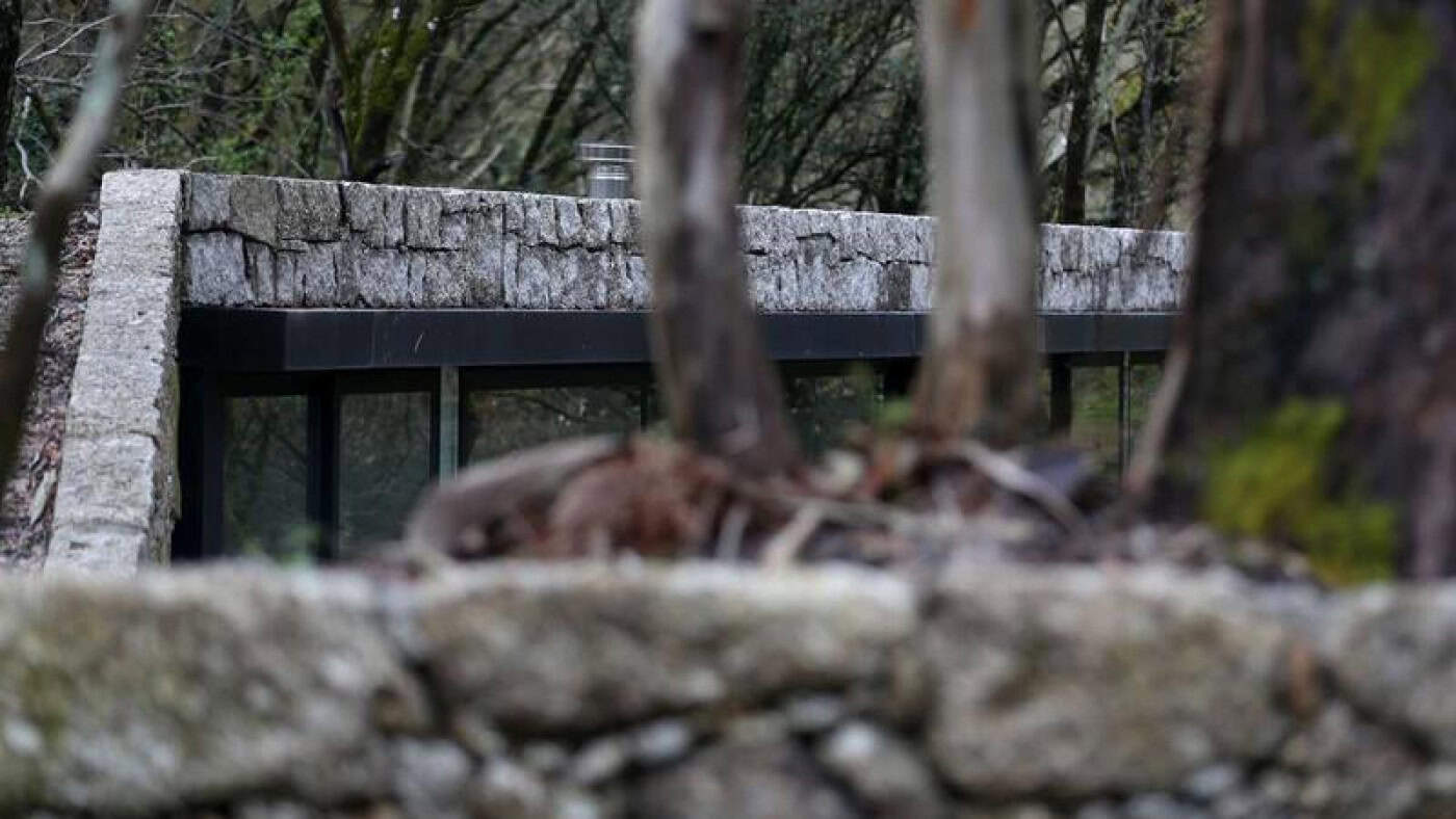 Construção de casas na albufeira da Caniçada motivou buscas em Vieira do Minho