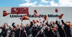 Marcelo promulga criação de mecanismo para pagar propinas em atraso no ensino superior&nbsp;