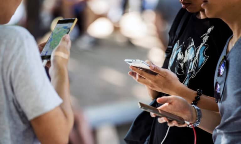 Instagram mais usado como fonte de notícias. "Há um risco grande de não se saber o que se passa à volta"