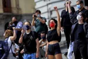 Centenas manifestaram-se no Porto e em Lisboa contra o fascismo e o racismo