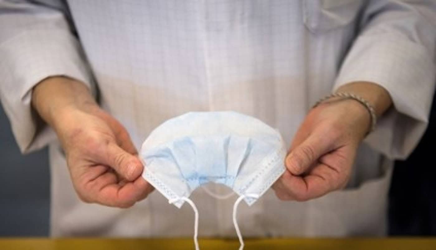 Humidade elevada prolonga vida das gotículas que transportam o novo coronavírus&nbsp;