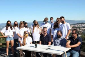 Voluntários internacionais enchem 500 sacos do lixo em Braga e Esposende