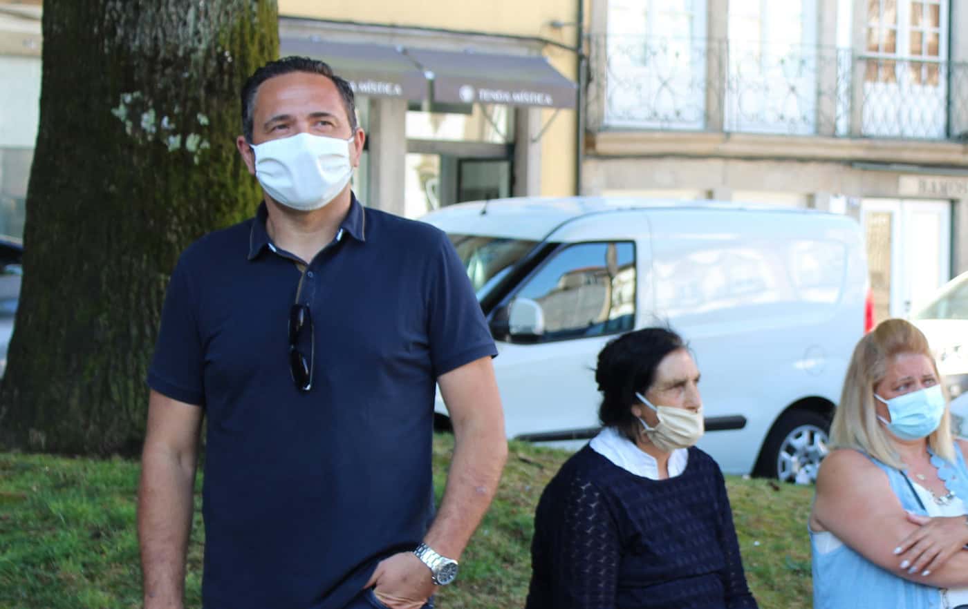 Braga: Vendedores convidam DGS a visitar feira junto ao estádio municipal