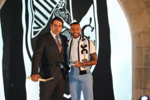 Quaresma garante: "Vou acabar a carreira no Vitória"