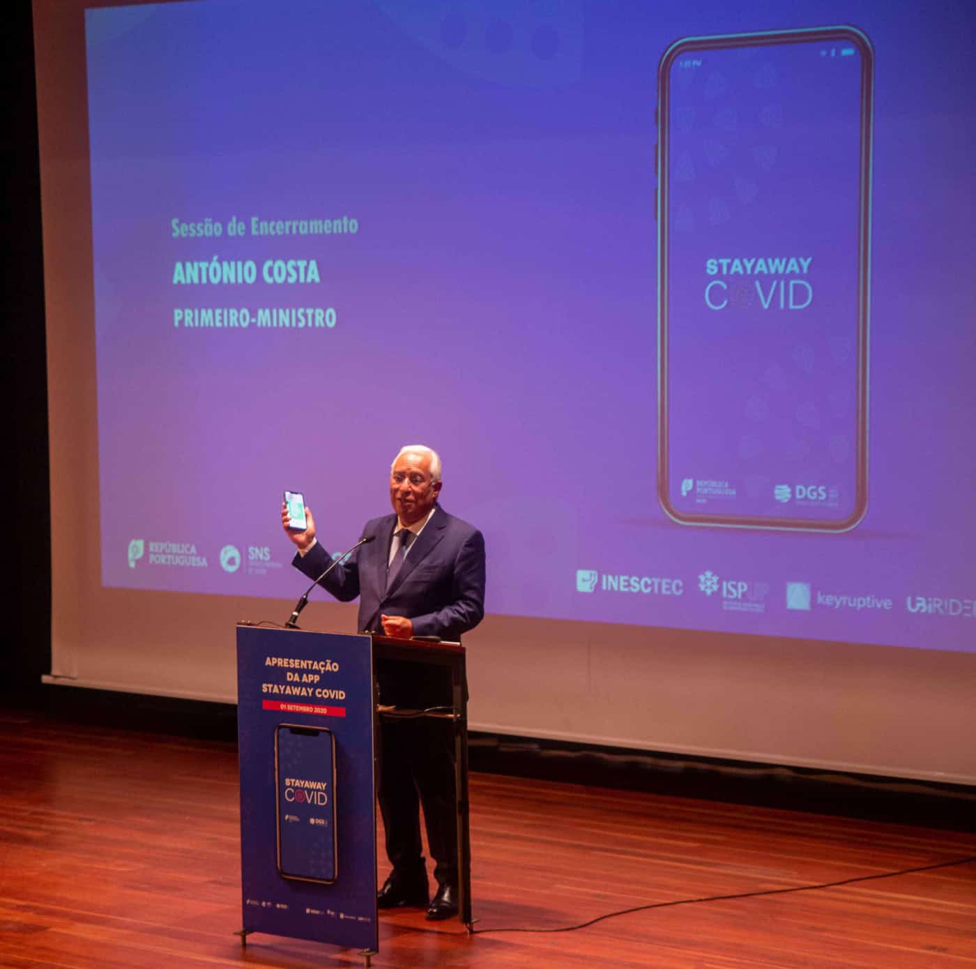 StayAway Covid. App foi descarregada por 700 mil portugueses