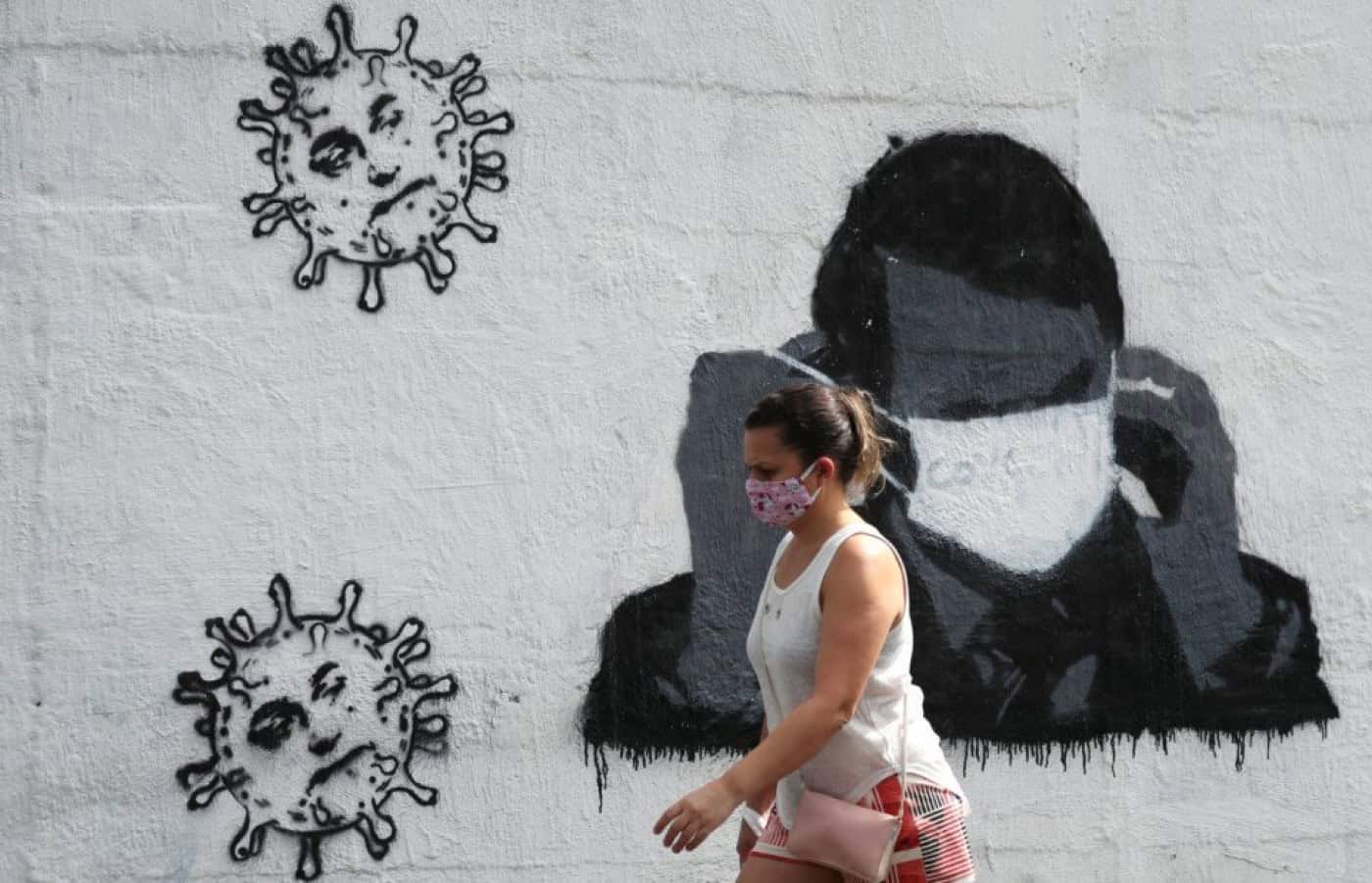 Portugal regista mais três mortes e 585 casos de infecção