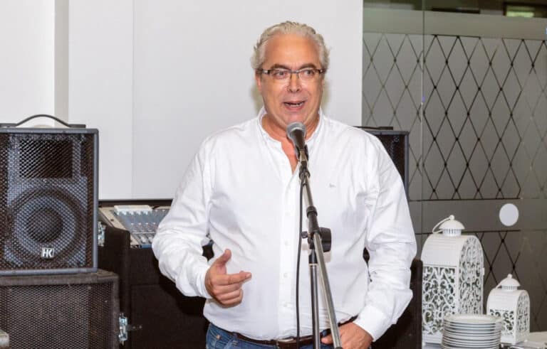 Sede de Maximinos encerrada depois de autarca testar positivo