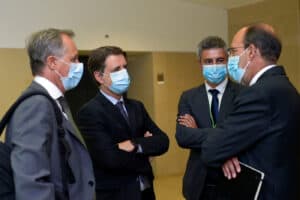 Rio elogia medidas do Governo e não fecha a porta a restrições futuras