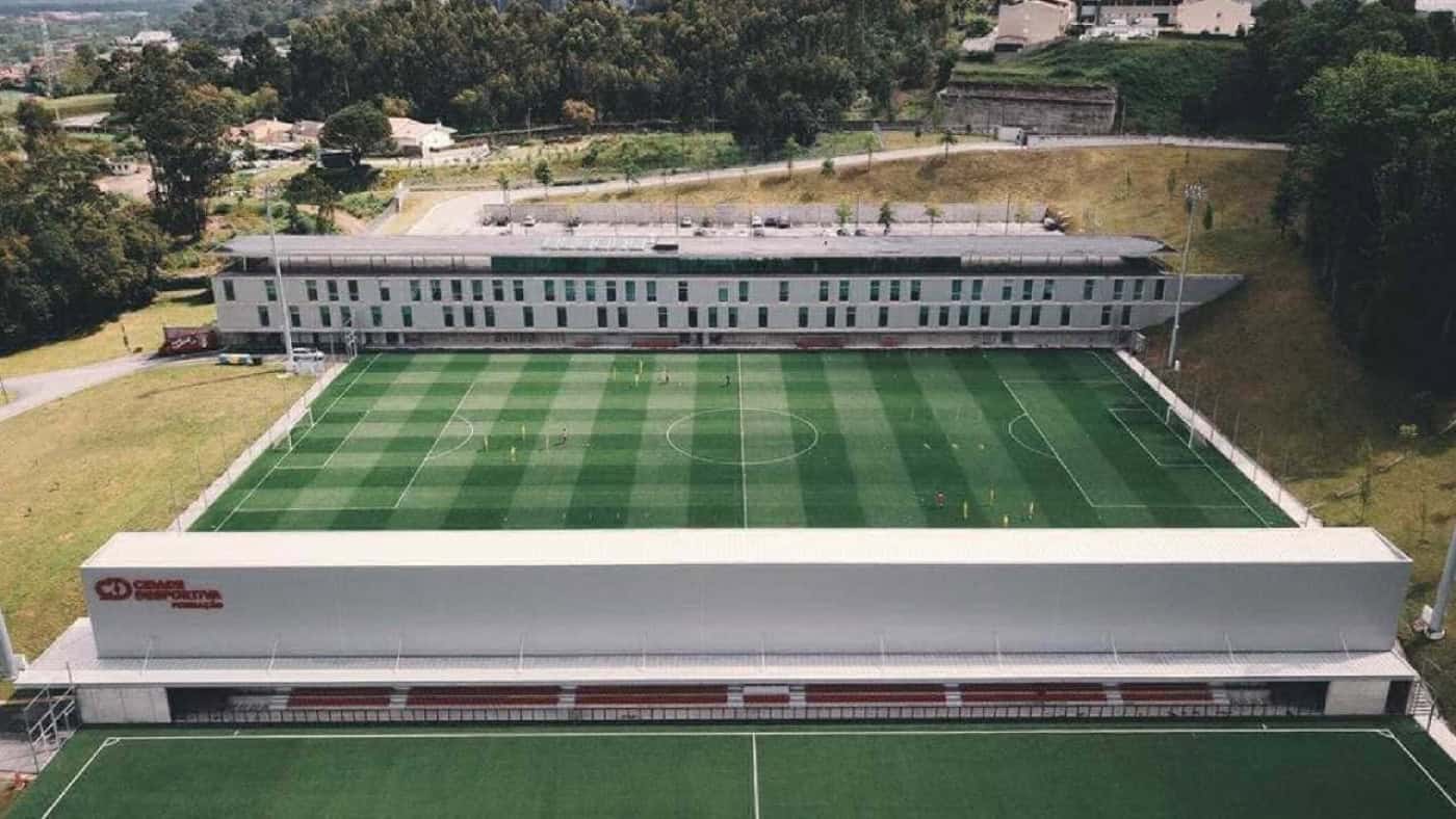 2ª fase da Cidade Desportiva do SCB é uma das obras notáveis para a UEFA
