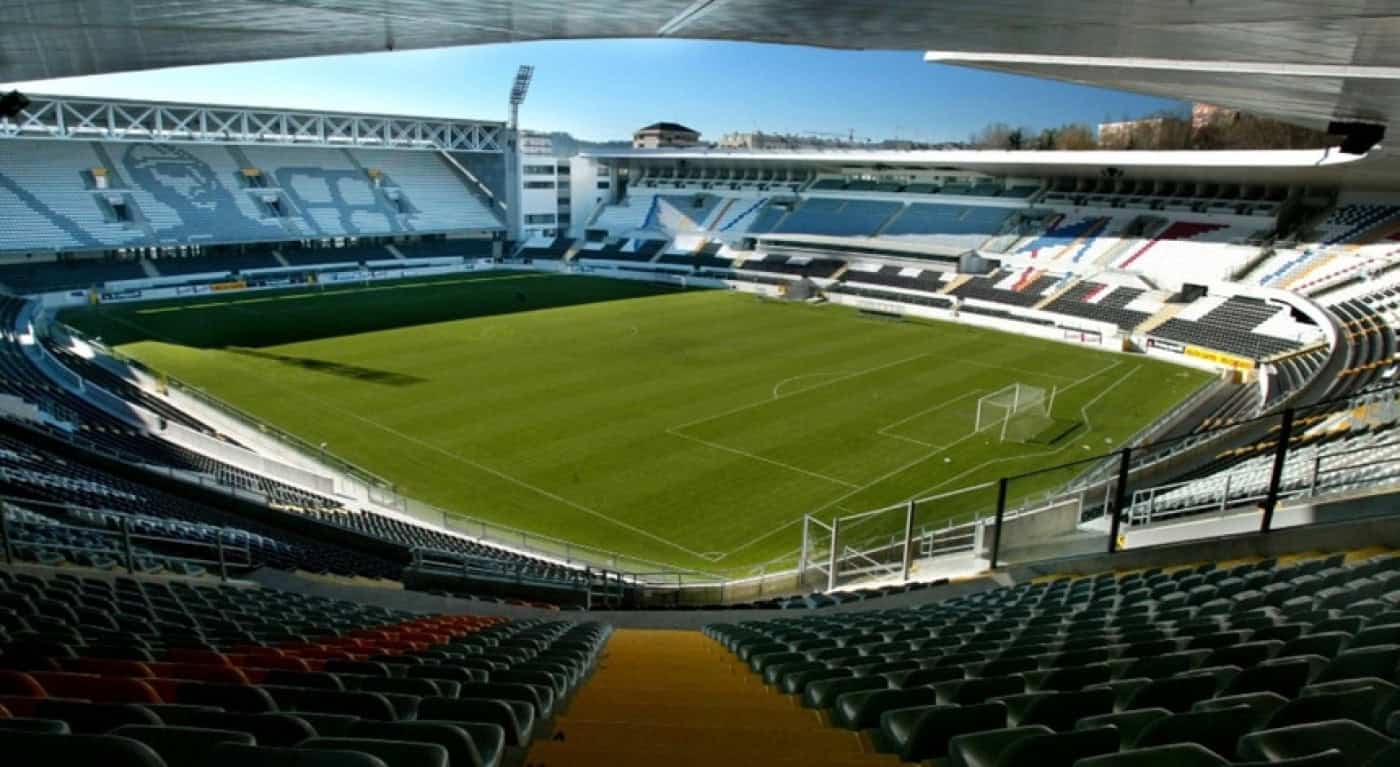 Vitória SC convida 40 sócios para assistirem aos jogos na tribuna presidencial
