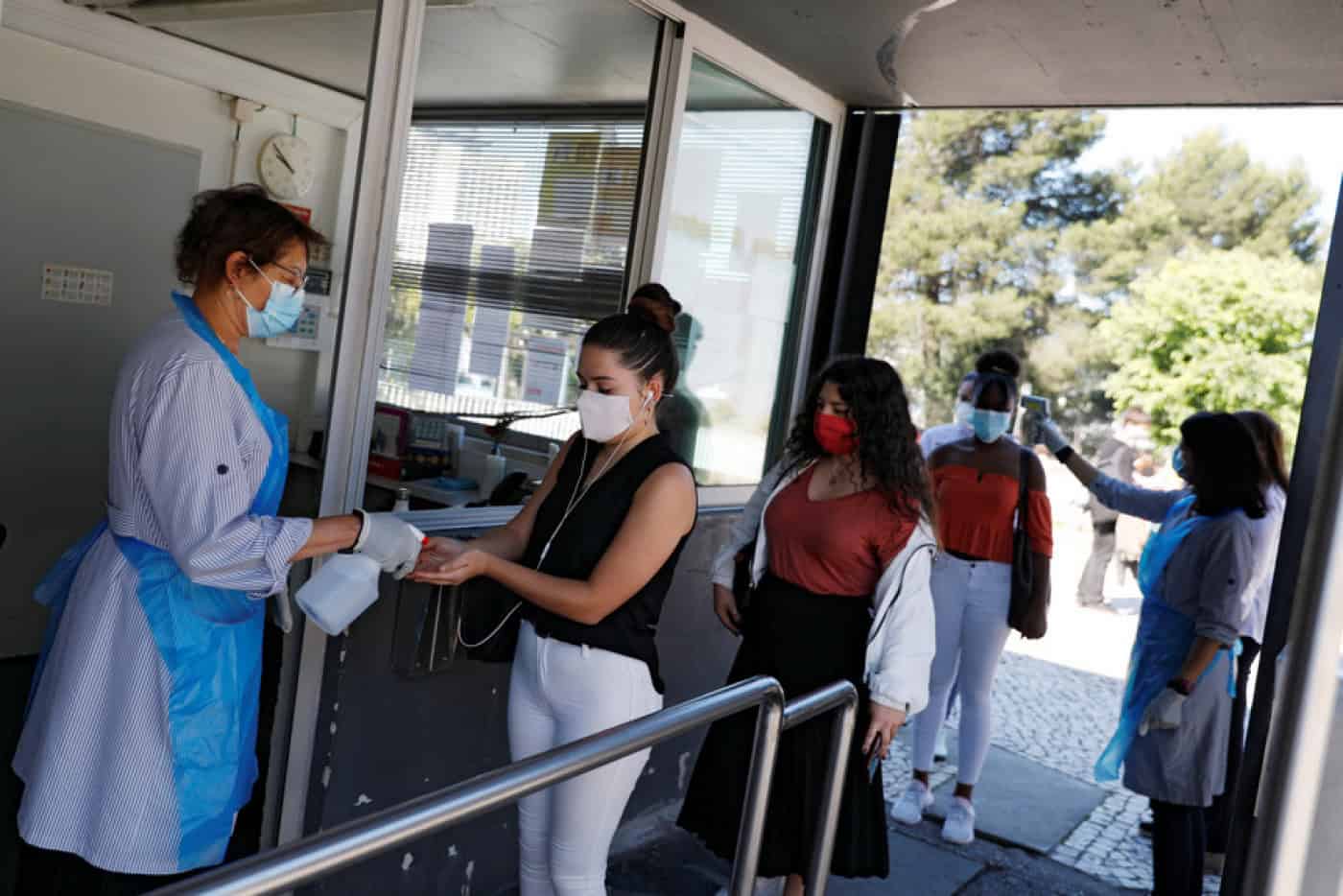 Sindicato de Todos os Professores prolonga greve até esta sexta-feira