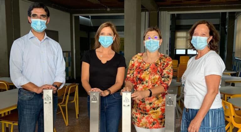 Junta de S. Victor oferece dispensadores de álcool-gel às escolas da freguesia