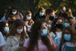 Covid-19. Cruz Vermelha oferece testes rápidos às escolas