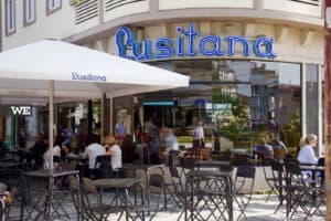 Cafés e pastelarias podem encerrar até à 01h00