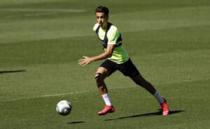 Iván Jaime assina por cinco épocas pelo Famalicão