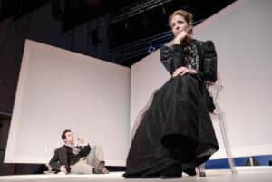 "Espectros", peça sobre igualdade de género, chega ao Theatro Circo