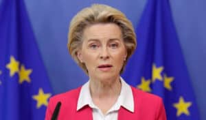Ursula von der Leyen está em Lisboa para reunir com António Costa