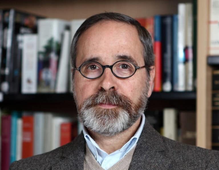 Docente da UMinho coordena trabalho inédito sobre a 'História da Filosofia Política'