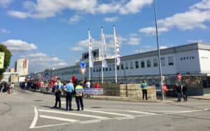 Trabalhadores da Aptiv exigem aumento salarial e recuperação de direitos