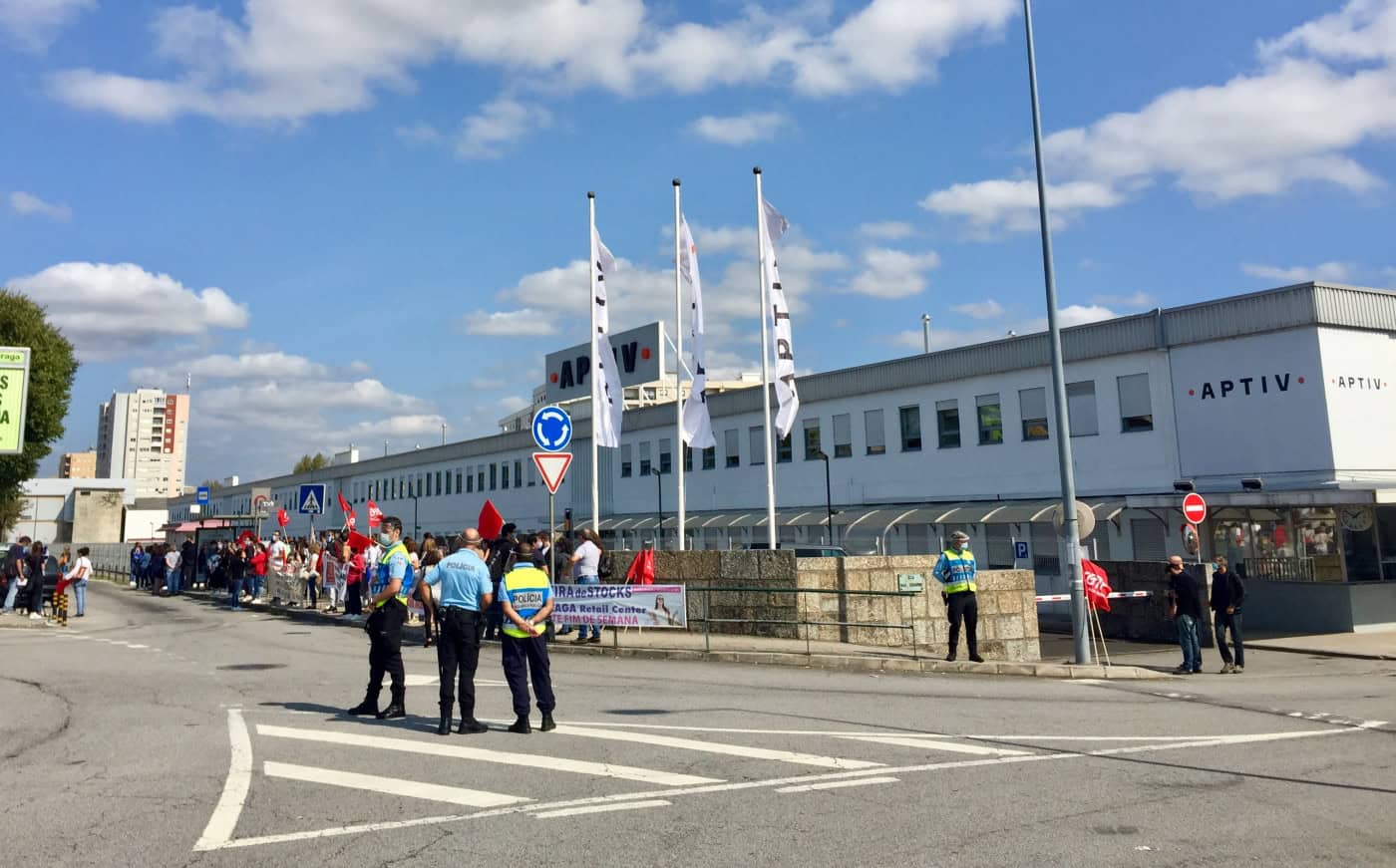 Trabalhadores da Aptiv exigem aumento salarial e recuperação de direitos