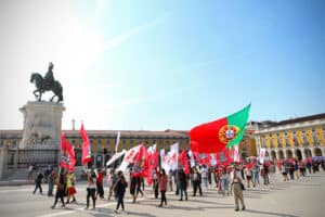 "Condecorar a CGTP é condecorar os trabalhadores portugueses"
