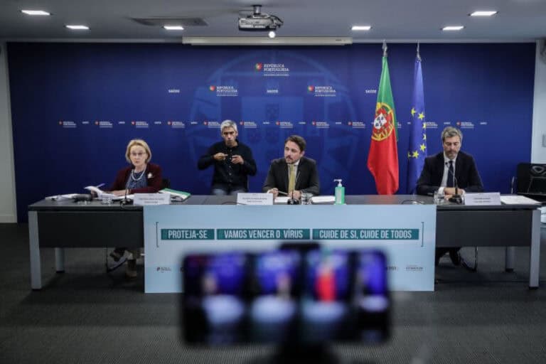 Portugal contabiliza 344 surtos ativos do novo coronavírus