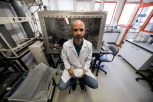 Bicho-da-seda pode ser a chave para baterias e adesivos mais eficientes