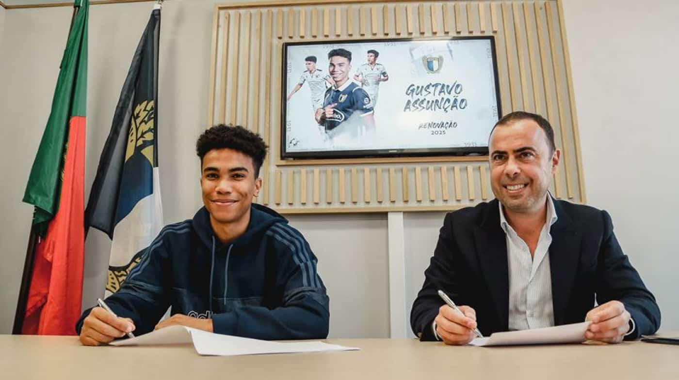 Gustavo Assunção renova pelo Famalicão até 2025&nbsp;