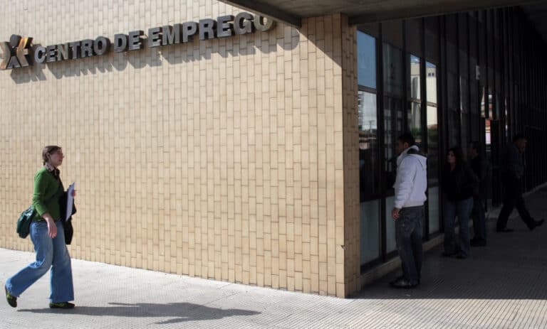 OE2021: Valor mínimo do subsídio de desemprego sobe para cerca de 505 euros