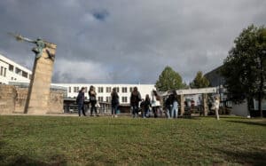 UMinho apela à não realização de jantares e convívios de curso