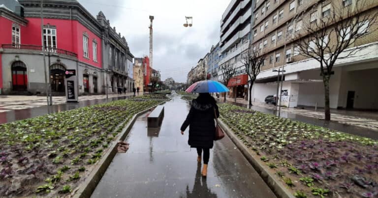 Depressão Bárbara chega esta noite ao distrito de Braga