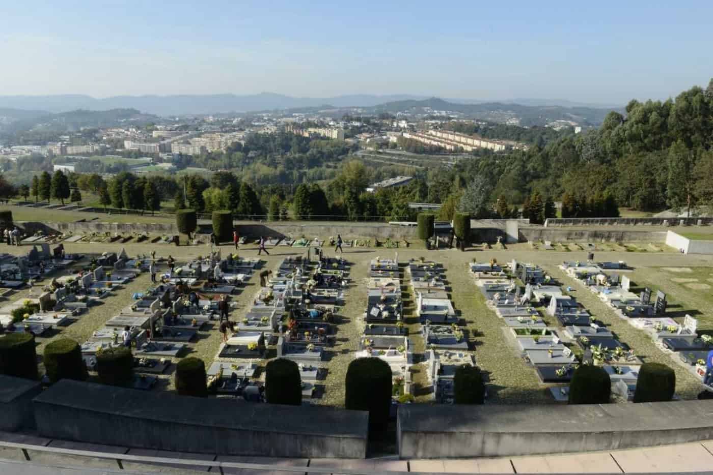 Guimarães encerra cemitérios durante o próximo fim-de-semana