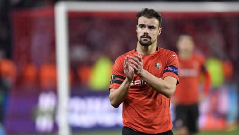 Filho de emigrante famalicense estreia-se na Champions. “Só falta chegar à selecção"