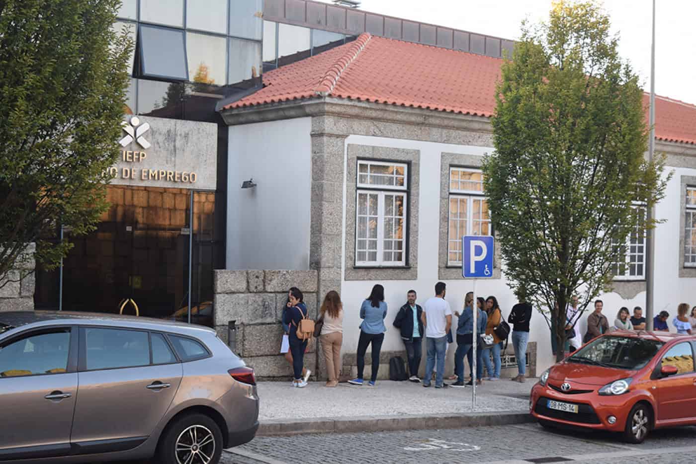 Desemprego diminui no quadrilátero urbano à excepção de Guimarães